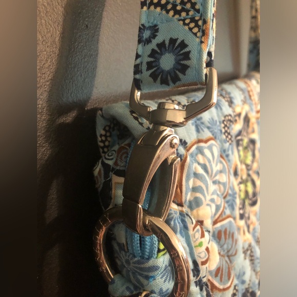 Vera Bradley Bag - Picture 3 of 7